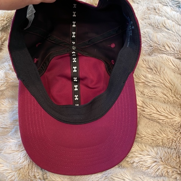 Under Armour Women's Twisted Renegade Cap - NEW - Picture 2 of 4